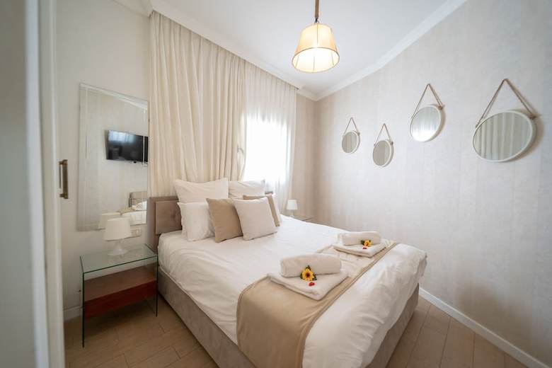 Amazing Apartment- 5 Min From The Beach