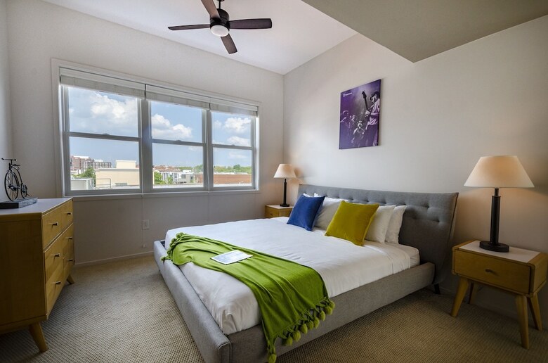 Acklen Luxury Condos By Hosteeva