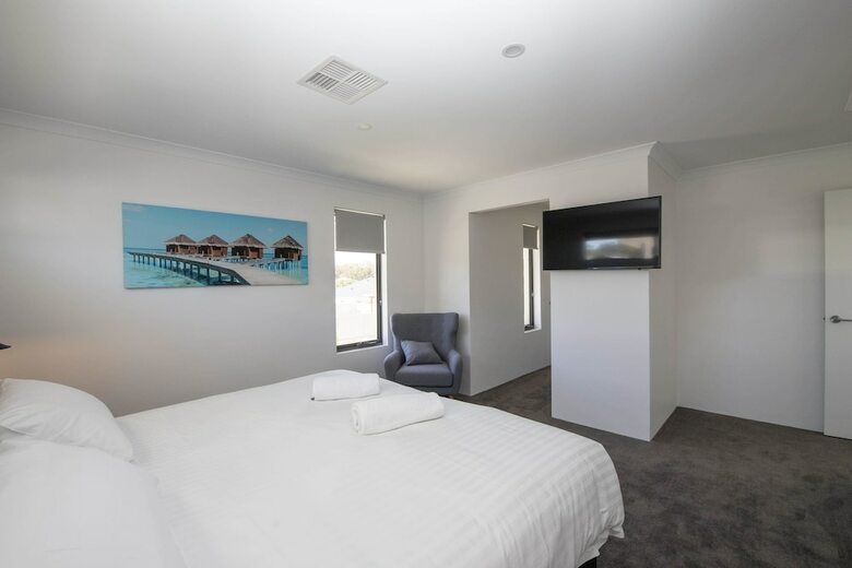 Karrinyup Waters House Rentals