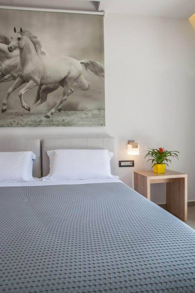 Hotel Anemos Rooms & Apartments