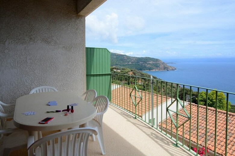 Aparthotel Residence Roc E Mare