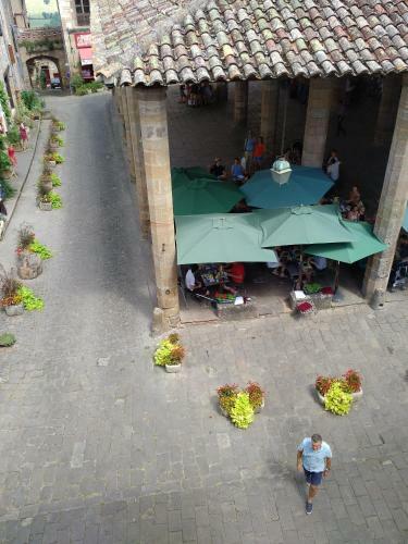 Hostal Auberge De La Halle
