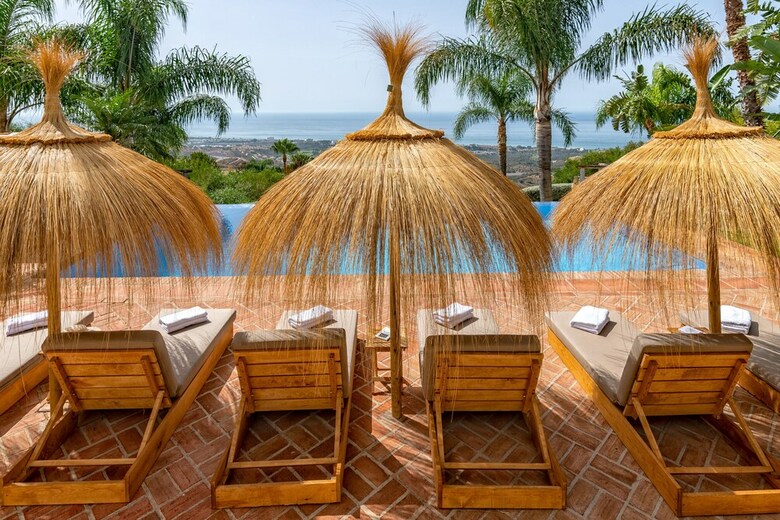 Solaga - Villa Los Monteros