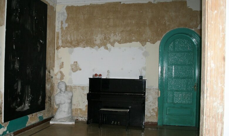 Apartamentos Neoclassical Art-house Bhive