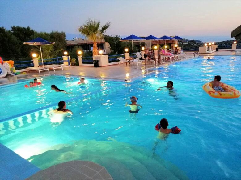 Aparthotel Zorbas Beach Village Hotel