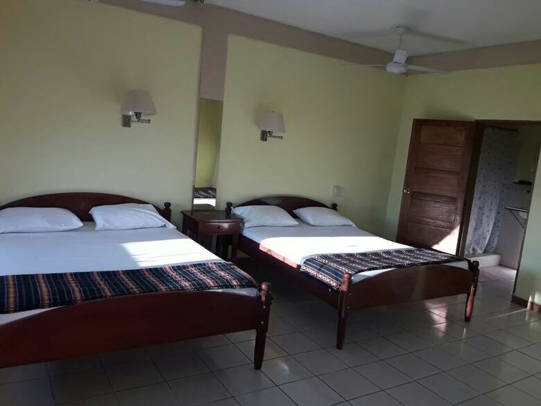 Hotel El Pilar
