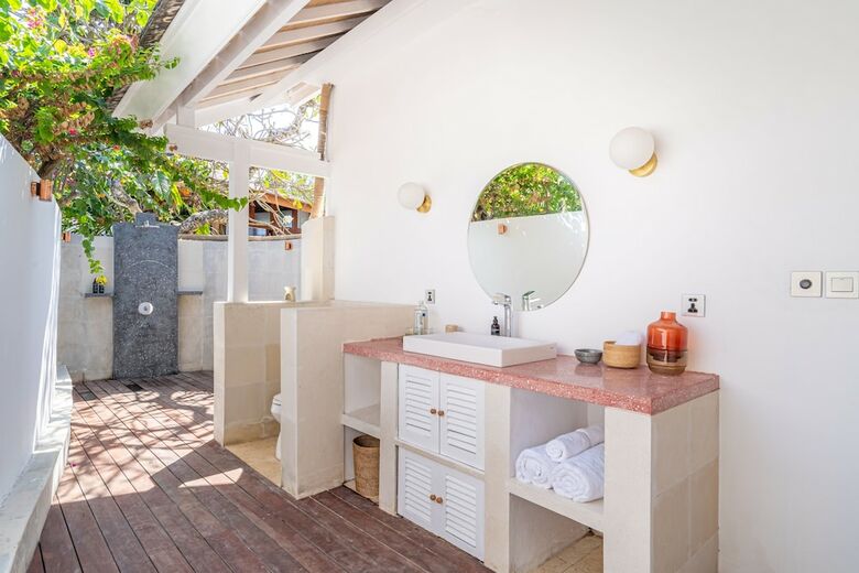 Villa Mandala The Bay