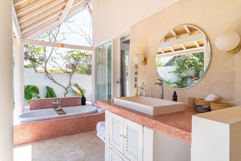 Villa Mandala The Bay