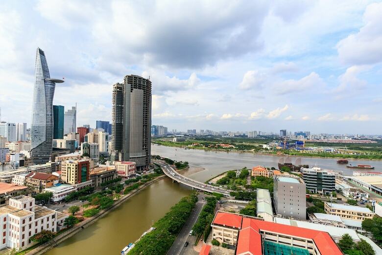 Aparthotel Justay Millennium Riverside