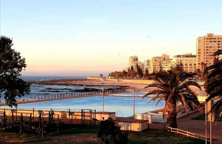 2 Bedroom Lido Apartment Sea Point