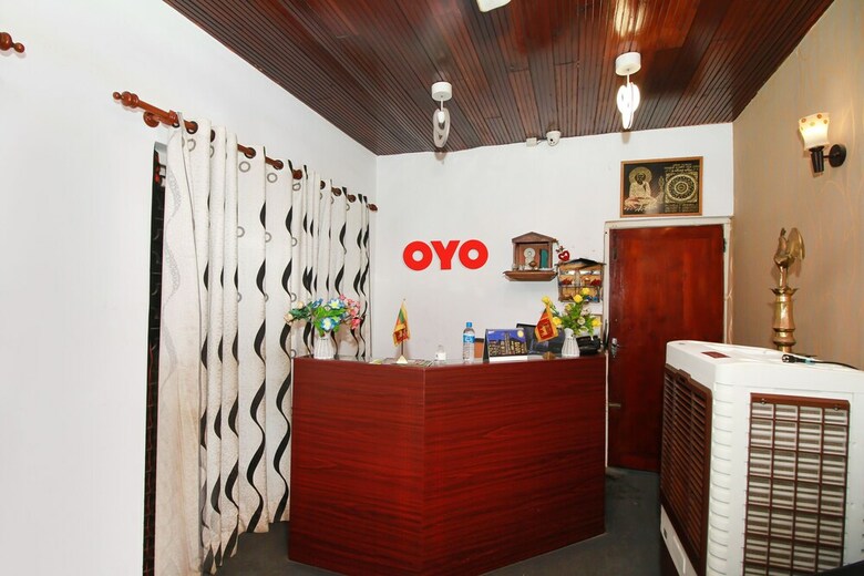Oyo 282 Ivory Monarch Hotel & Resort