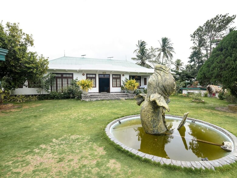 Hotel Oyo 327 Man Mountain Villa