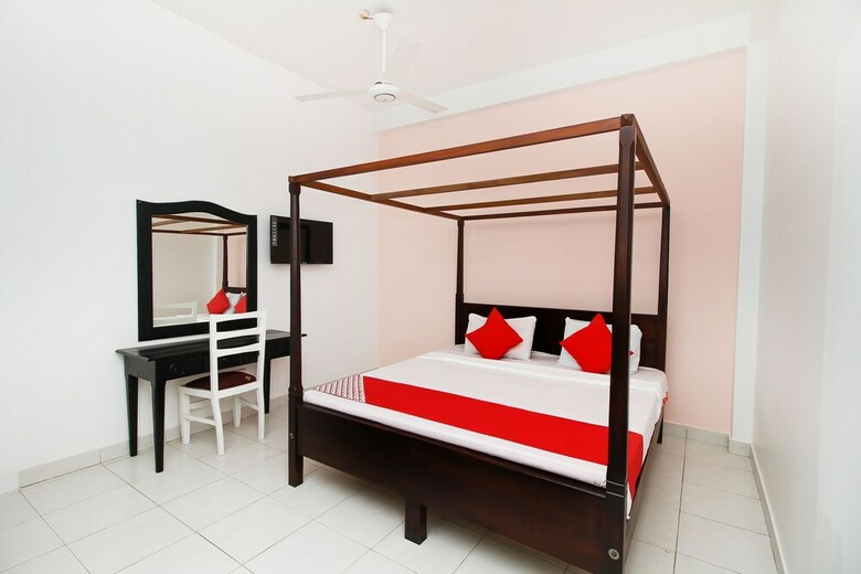 Hotel Oyo 334 Royal Oshin