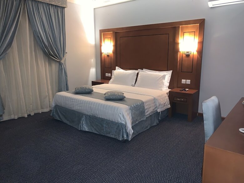 Raghad Al Shatee   Hotel  Suites