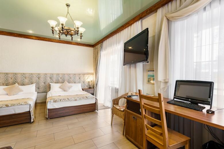 Hotel Rancho 636