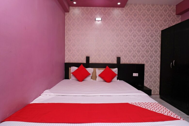 Oyo 41903 Hotel Mayur Palace