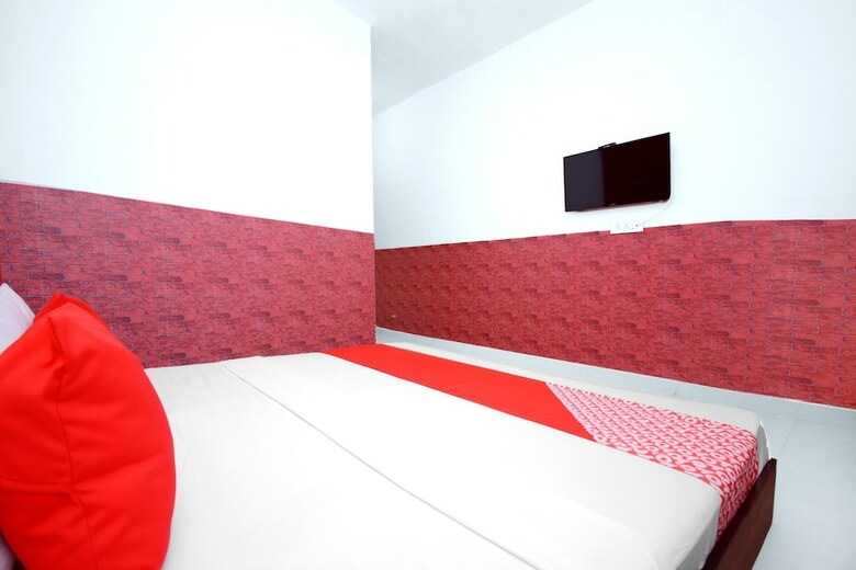 Oyo 36908 Hotel Park View