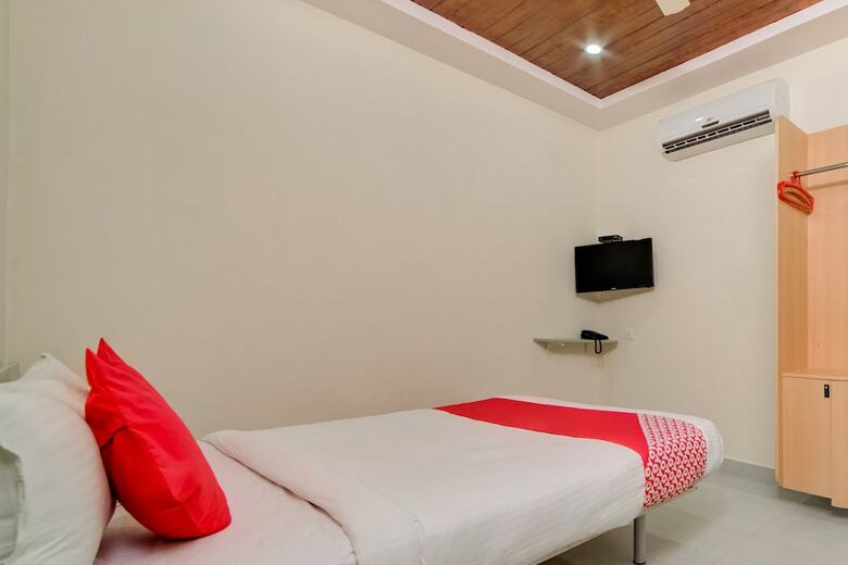 Hotel Oyo 40806 Airport Pride Inn