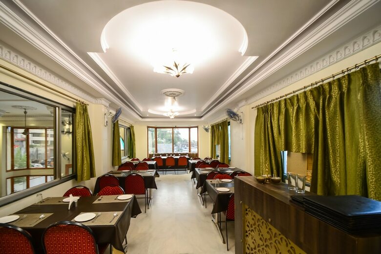 Capital O 7200 Hotel Yks