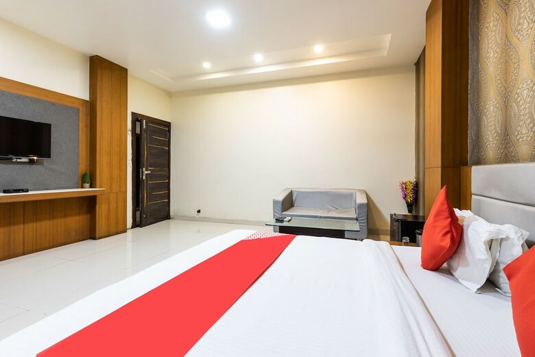 Hotel Oyo 41898 Balaji Palace
