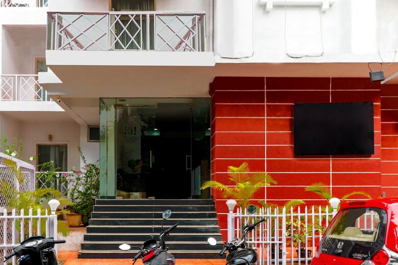 Hotel Capital O 46356 White Mg