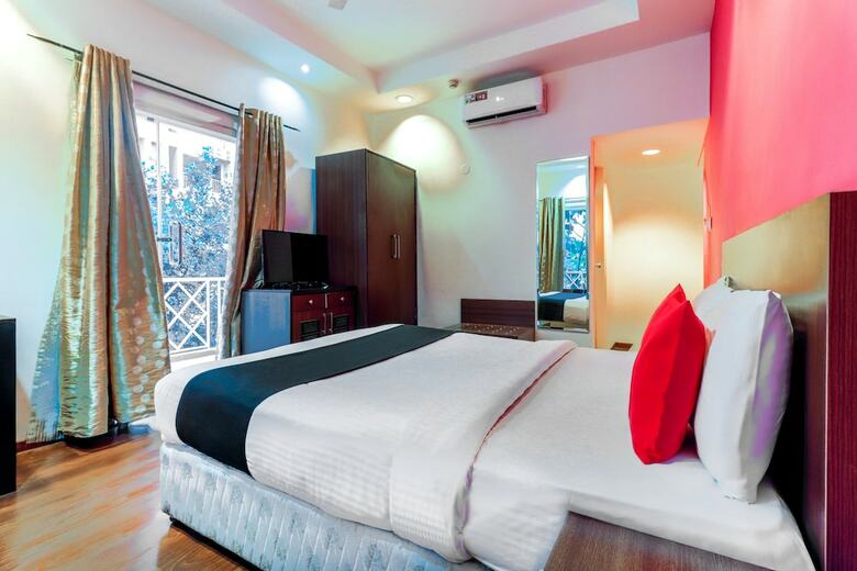 Hotel Capital O 46356 White Mg