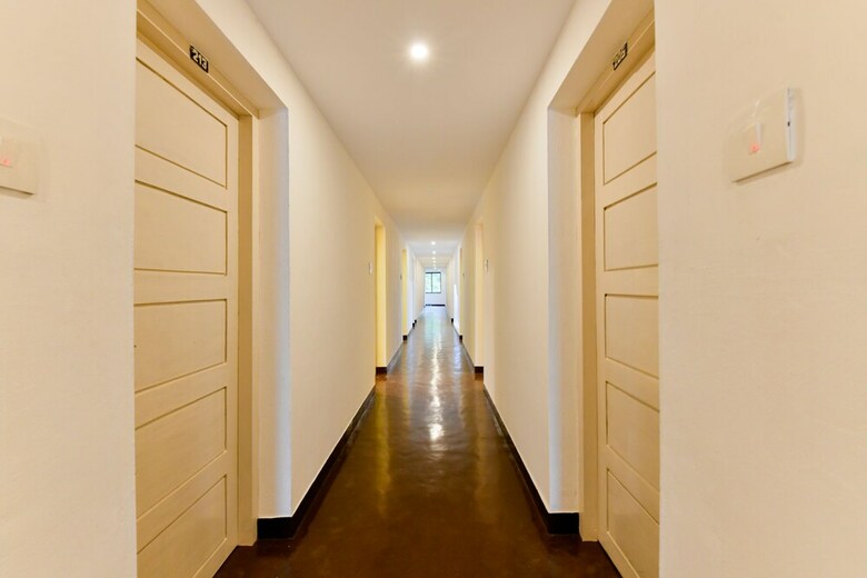 Oyo Flagship 33466 Hotel Viceroy