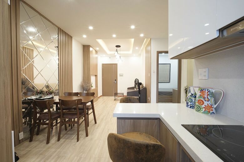 Trangs Beachfront Apartment Nha Trang