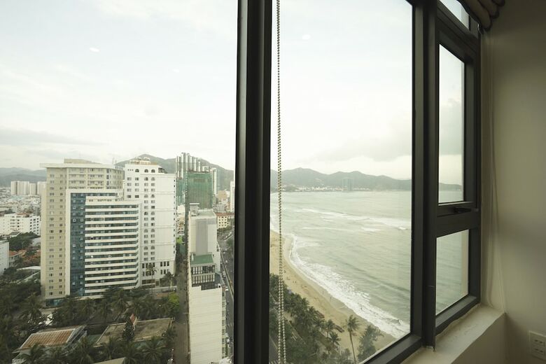 Trangs Beachfront Apartment Nha Trang