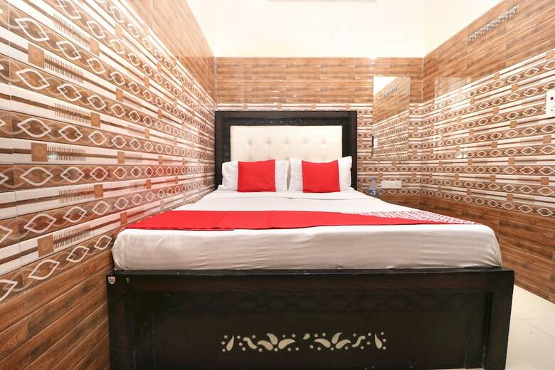Oyo 35497 Hotel Kapoor Residency