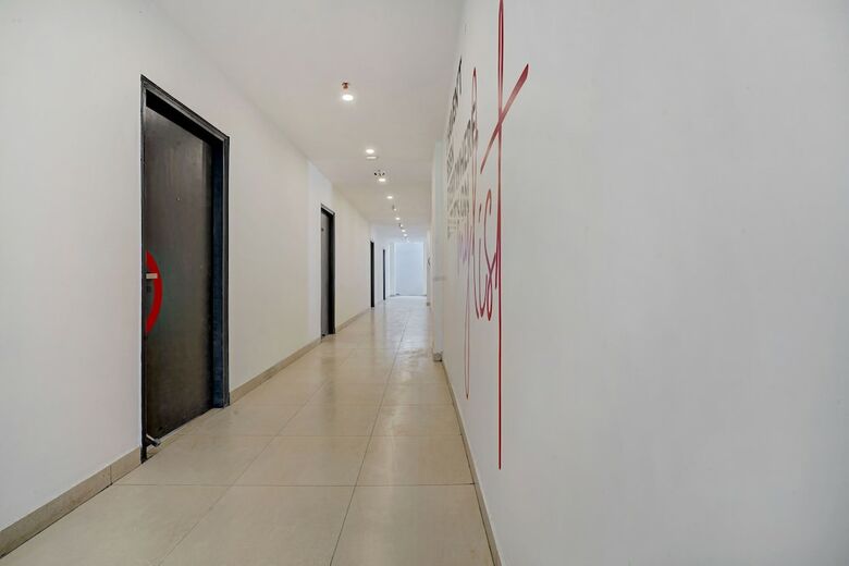 Hotel Collection O 37472 Sector 44