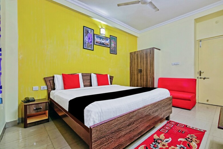 Capital O 41962 Hotel Mandakini Continental