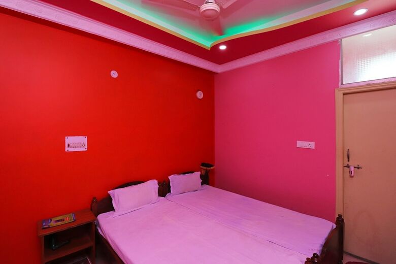 Hotel Spot On 43638 L X Inn