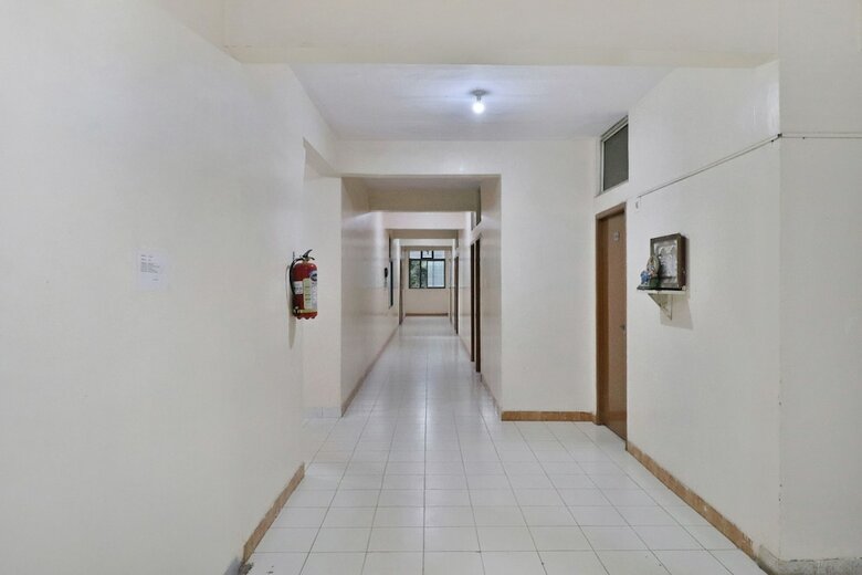 Hotel Spot On 45289 Shanthiniketan Homes