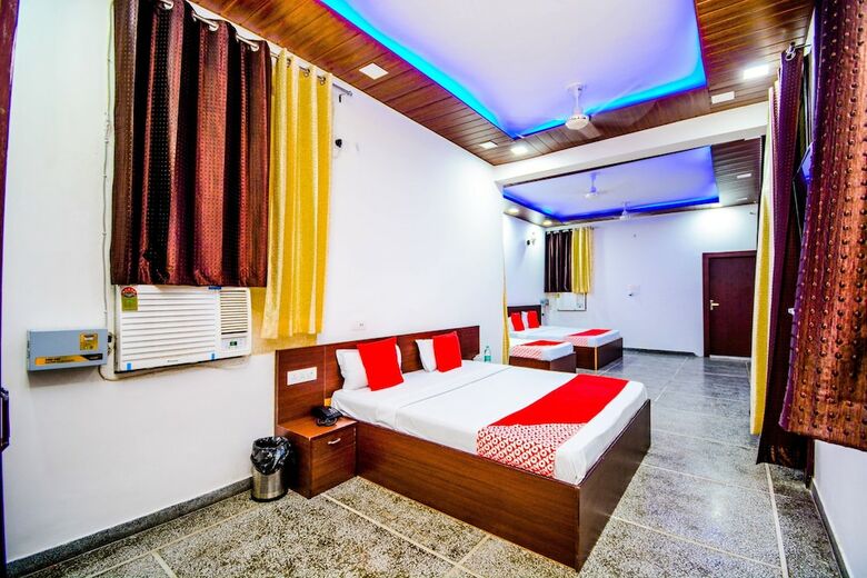Oyo 36683 Hotel Mubarak