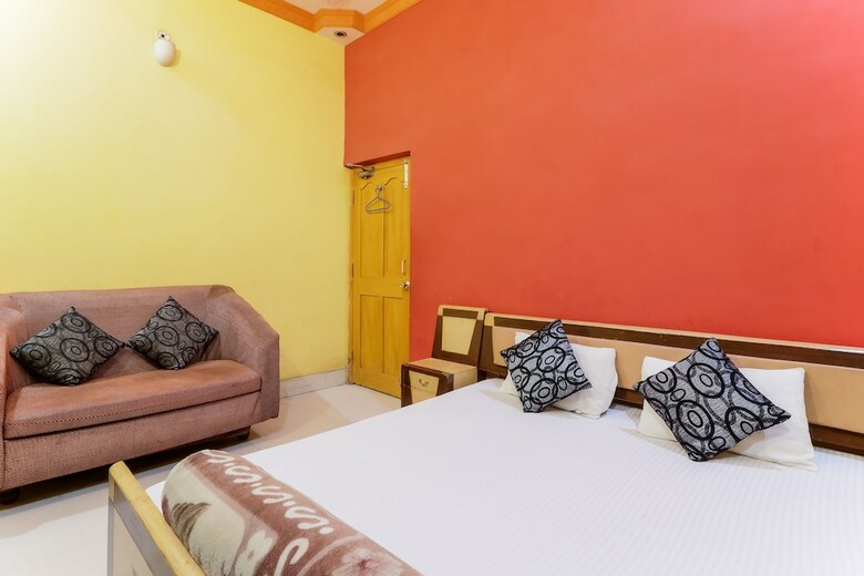 Spot On 47191 Hotel Rudraksh Residency