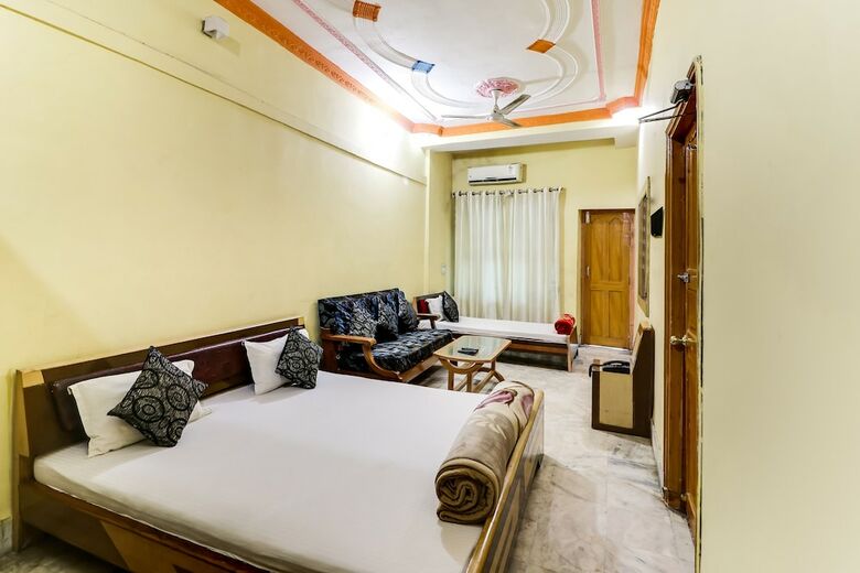 Spot On 47191 Hotel Rudraksh Residency