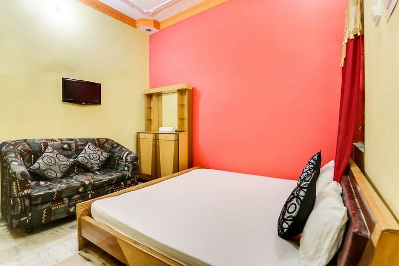 Spot On 47191 Hotel Rudraksh Residency