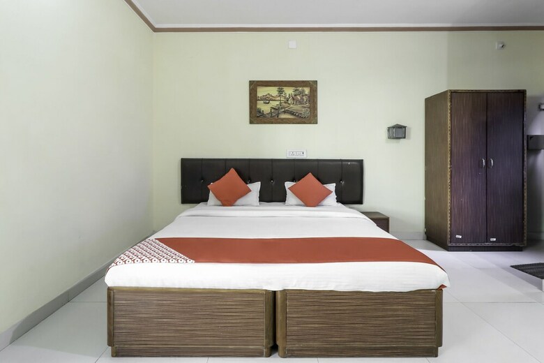 Oyo 29089 Hotel Shiv Villas