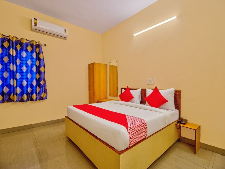 Oyo Flagship 29595 Hotel Akash Executive