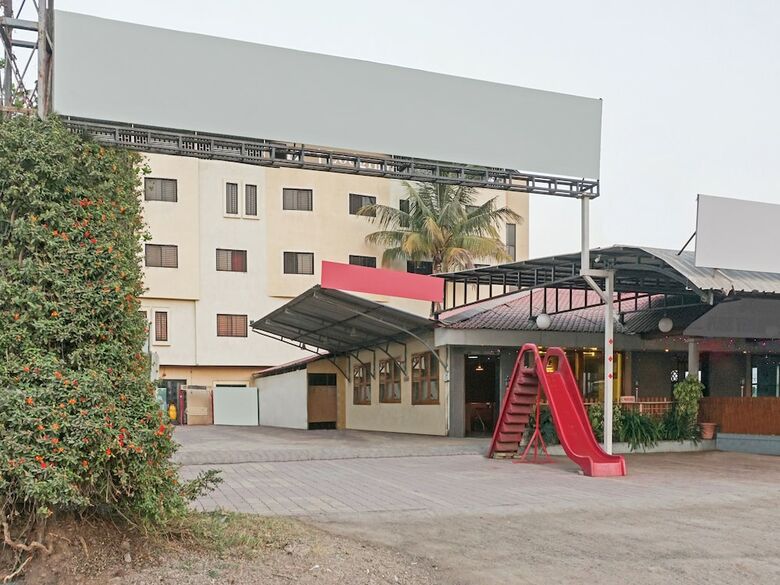 Hotel Oyo 29114 Suraj Residency