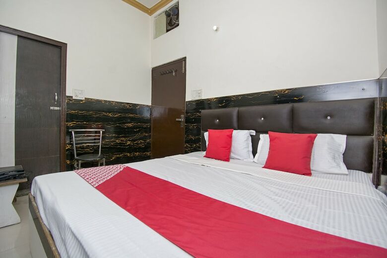 Hotel Oyo 43606 Darshan Guest House