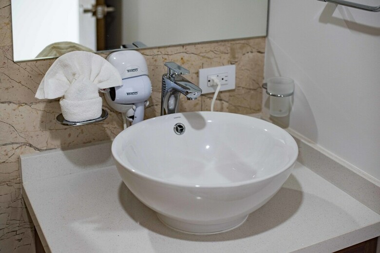 One Paralia Condo Boutique