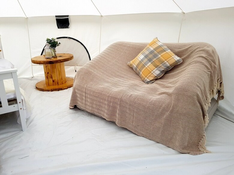 Luxury 4 Person Glamp Tent