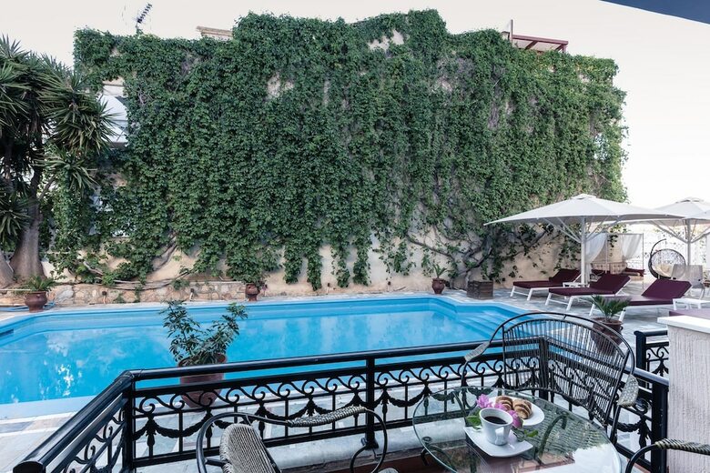 Aktaion Beach Hotel