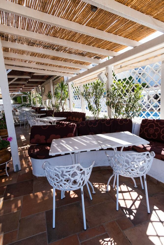 Aktaion Beach Hotel