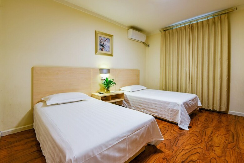 Jingcheng Business Hotel