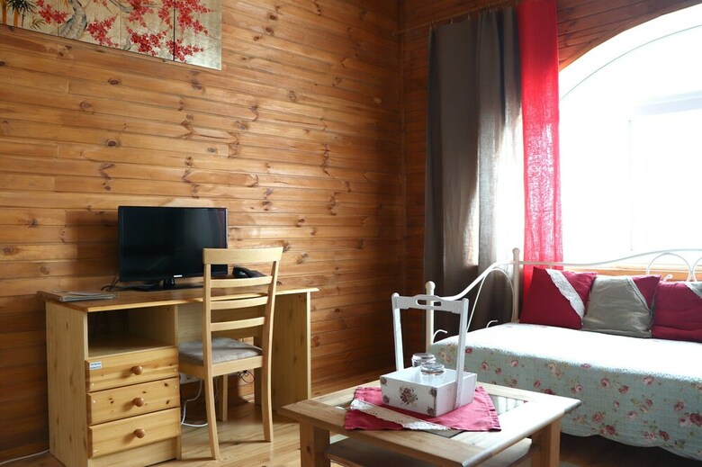 Hotel Maison Blanche Ecohouse Mytnitsa