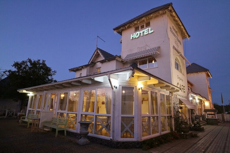 Hotel Maison Blanche Ecohouse Berezovka