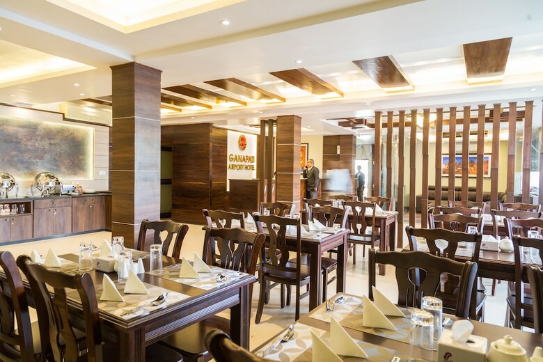 Ganapati Airport Hotel